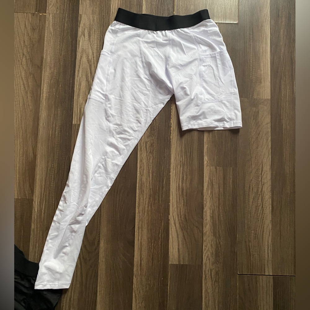 Compression leg sleeves - Picture 2 of 3